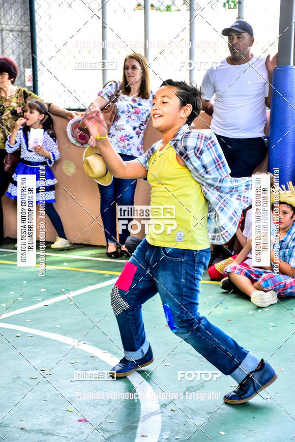Buy your photos of the eventFesta Junina Colgio Dom Rafael on Fotop
