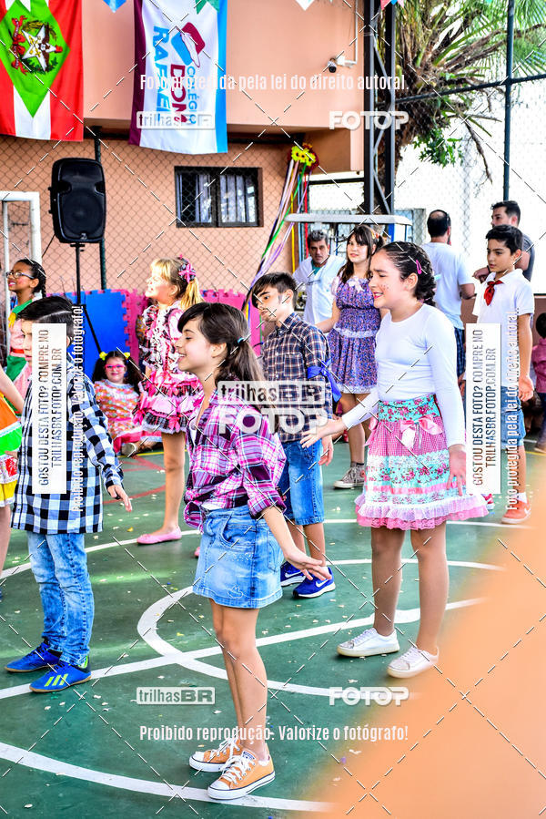 Buy your photos of the eventFesta Junina Colgio Dom Rafael on Fotop