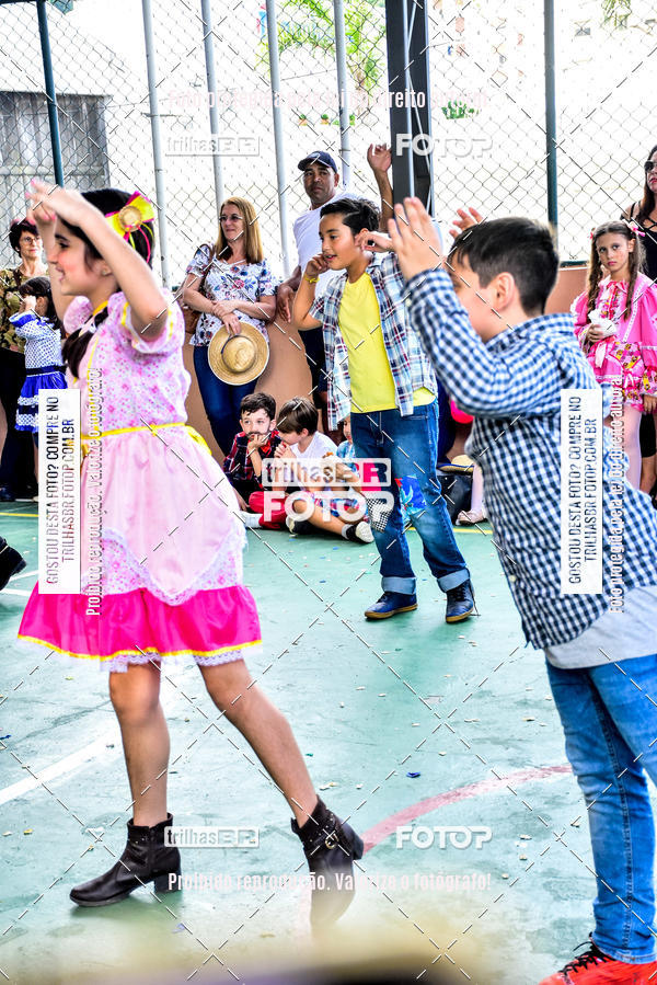 Buy your photos of the eventFesta Junina Colgio Dom Rafael on Fotop