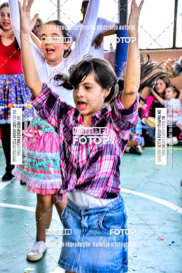 Buy your photos of the eventFesta Junina Colgio Dom Rafael on Fotop