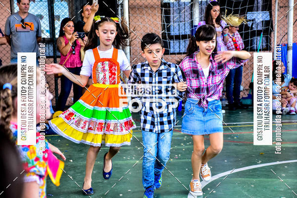 Buy your photos of the eventFesta Junina Colgio Dom Rafael on Fotop