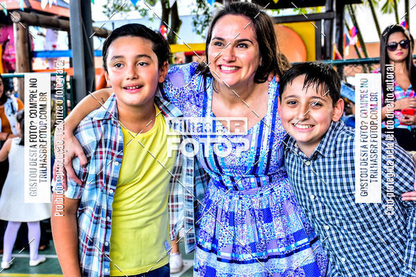 Buy your photos of the eventFesta Junina Colgio Dom Rafael on Fotop