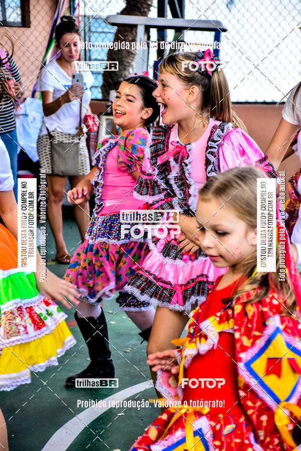 Buy your photos of the eventFesta Junina Colgio Dom Rafael on Fotop
