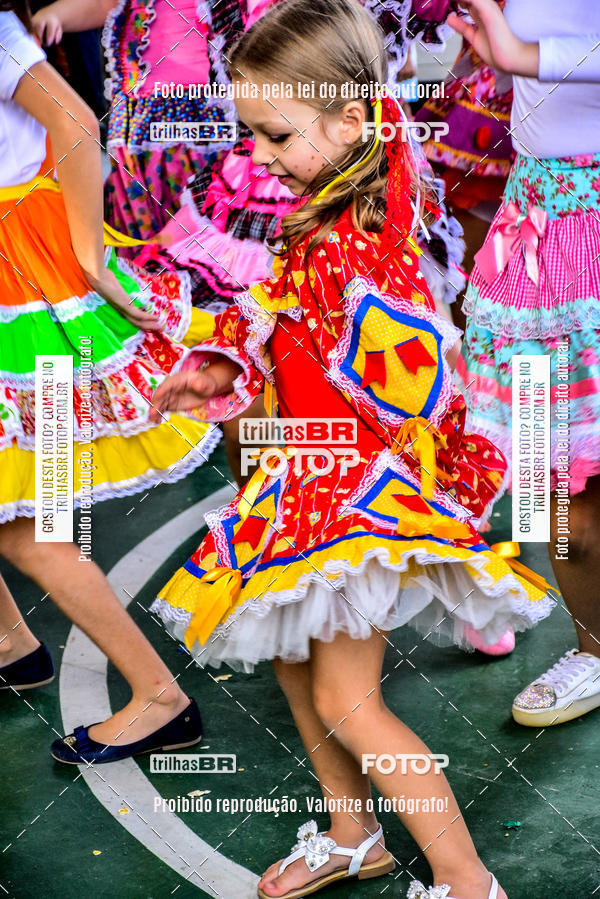 Buy your photos of the eventFesta Junina Colgio Dom Rafael on Fotop