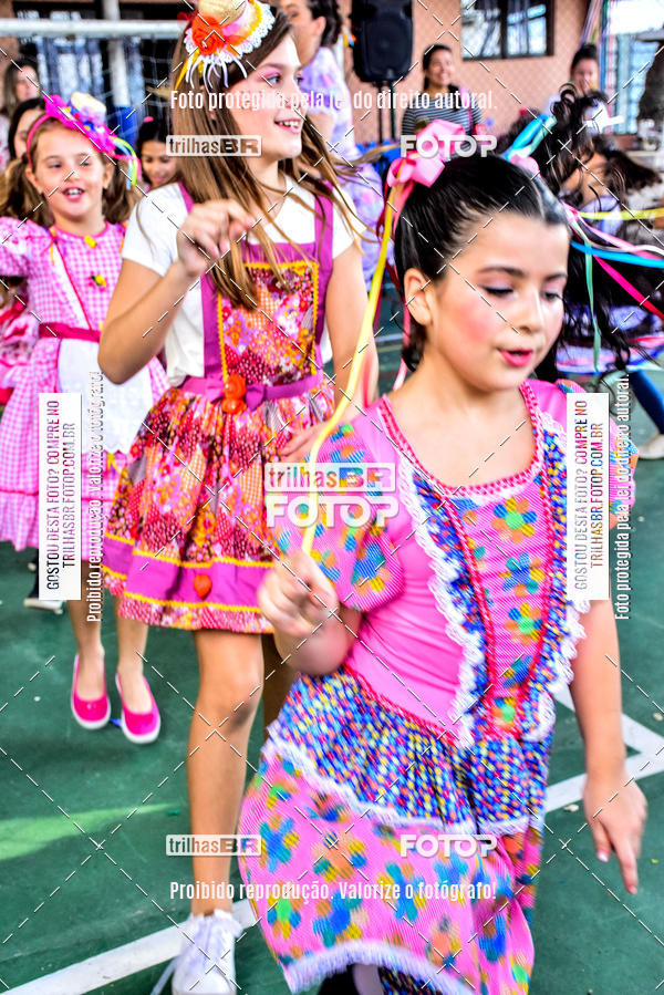 Buy your photos of the eventFesta Junina Colgio Dom Rafael on Fotop