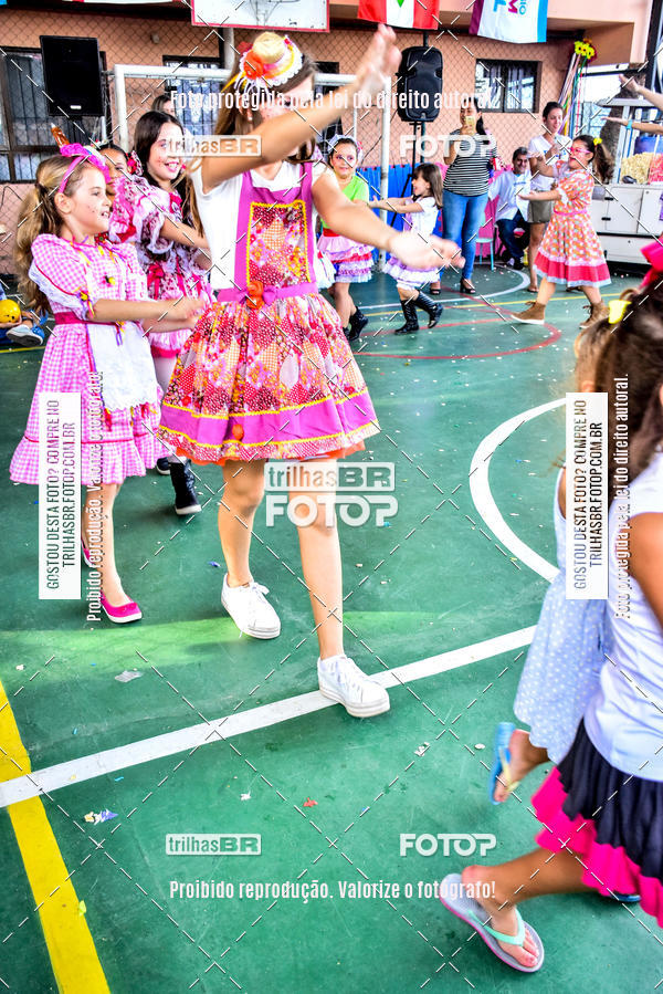 Buy your photos of the eventFesta Junina Colgio Dom Rafael on Fotop
