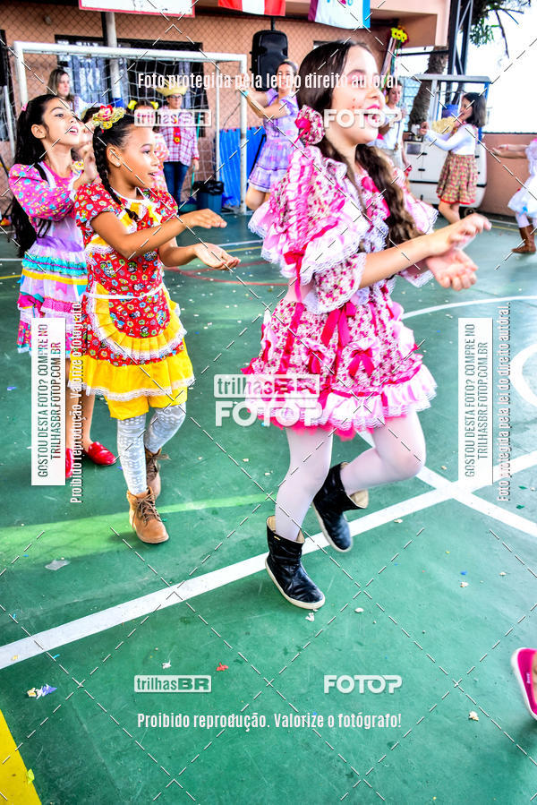 Buy your photos of the eventFesta Junina Colgio Dom Rafael on Fotop