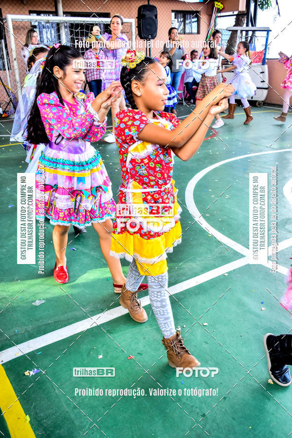 Buy your photos of the eventFesta Junina Colgio Dom Rafael on Fotop