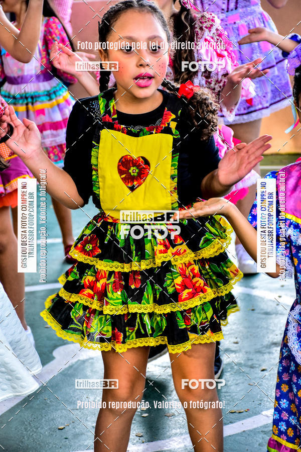 Buy your photos of the eventFesta Junina Colgio Dom Rafael on Fotop
