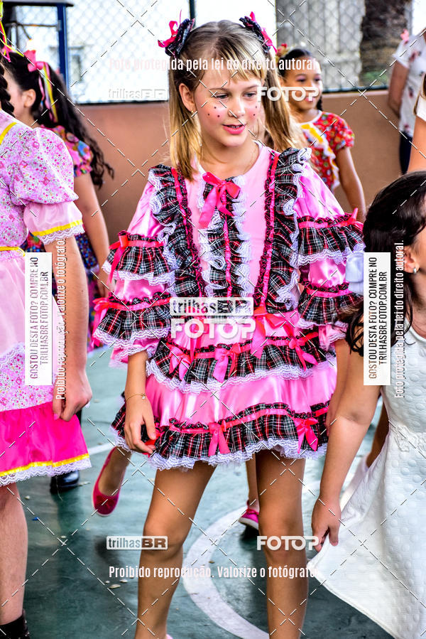 Buy your photos of the eventFesta Junina Colgio Dom Rafael on Fotop