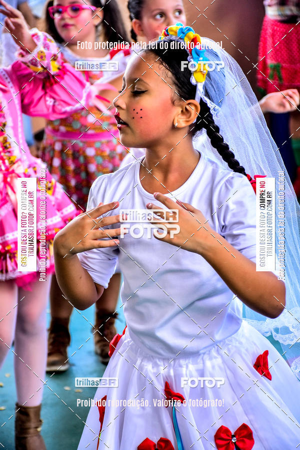 Buy your photos of the eventFesta Junina Colgio Dom Rafael on Fotop