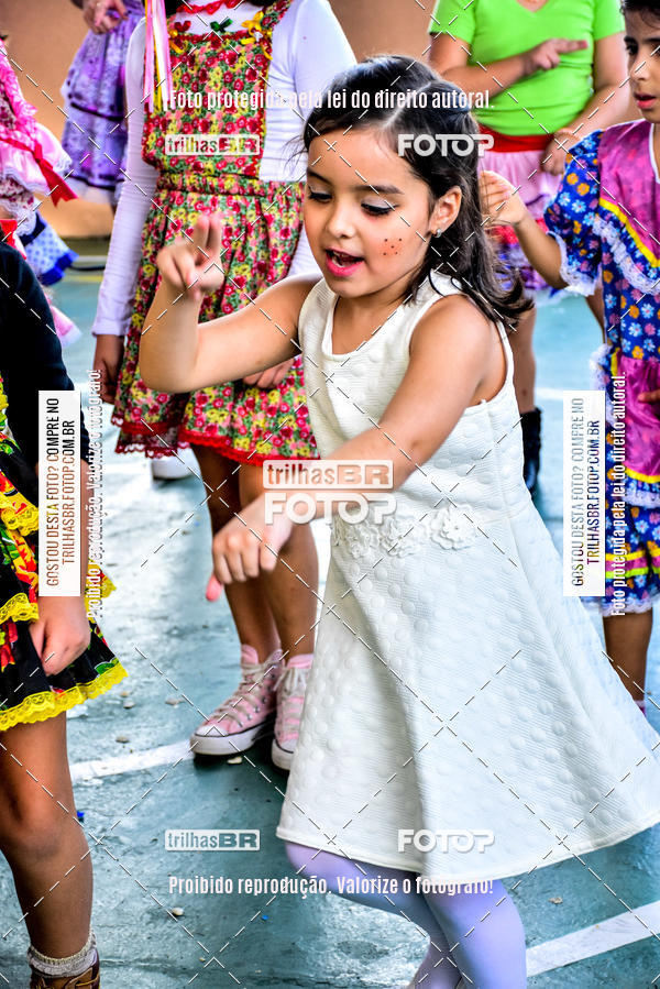 Buy your photos of the eventFesta Junina Colgio Dom Rafael on Fotop