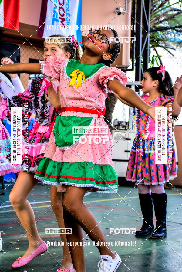Buy your photos of the eventFesta Junina Colgio Dom Rafael on Fotop
