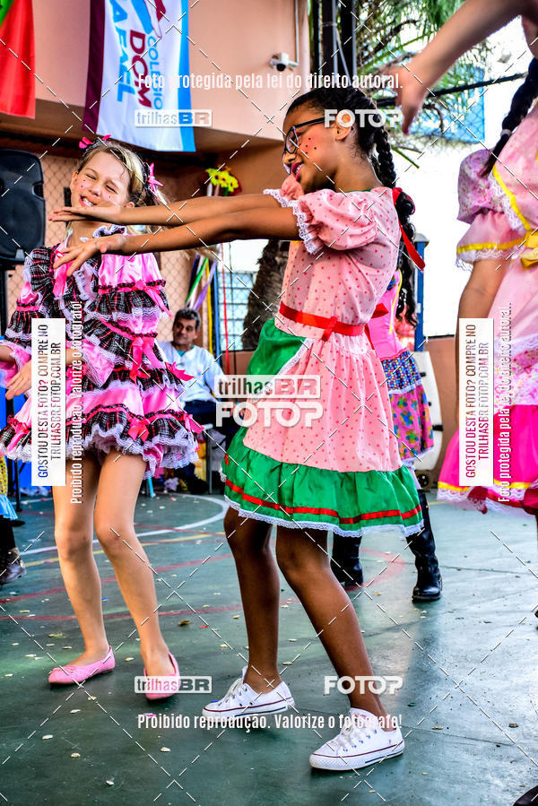 Buy your photos of the eventFesta Junina Colgio Dom Rafael on Fotop