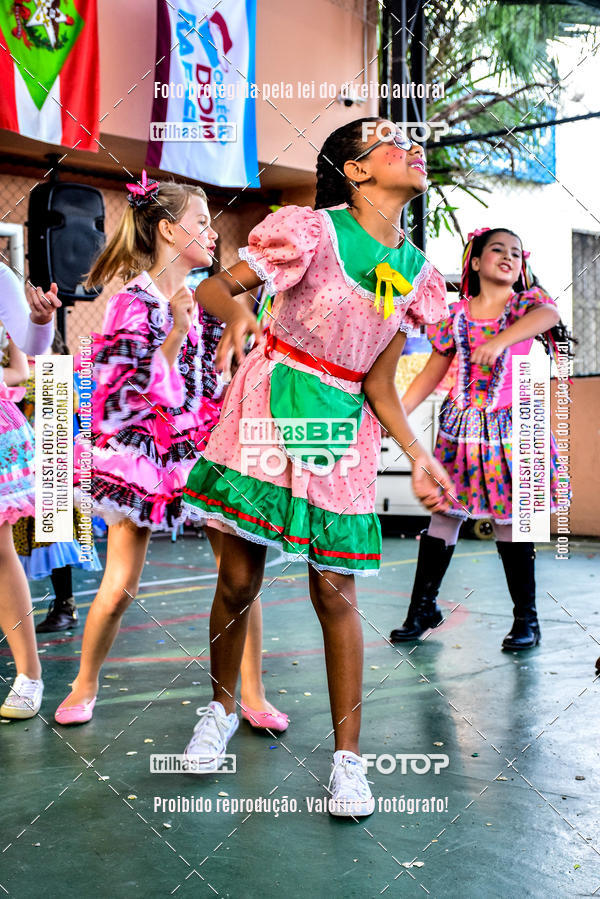 Buy your photos of the eventFesta Junina Colgio Dom Rafael on Fotop