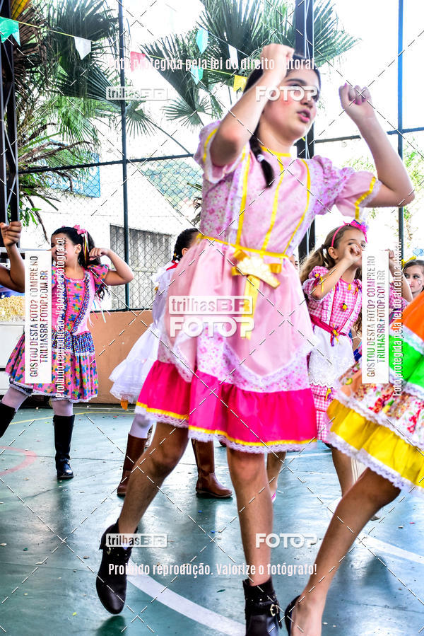 Buy your photos of the eventFesta Junina Colgio Dom Rafael on Fotop
