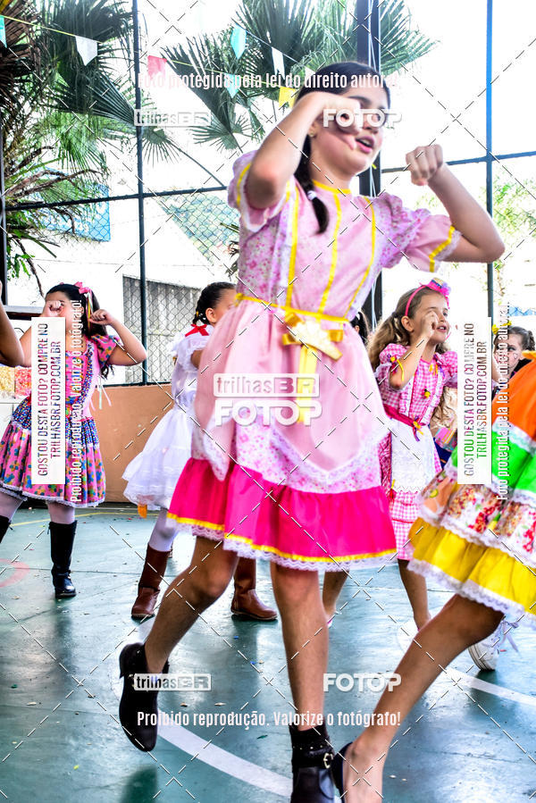 Buy your photos of the eventFesta Junina Colgio Dom Rafael on Fotop