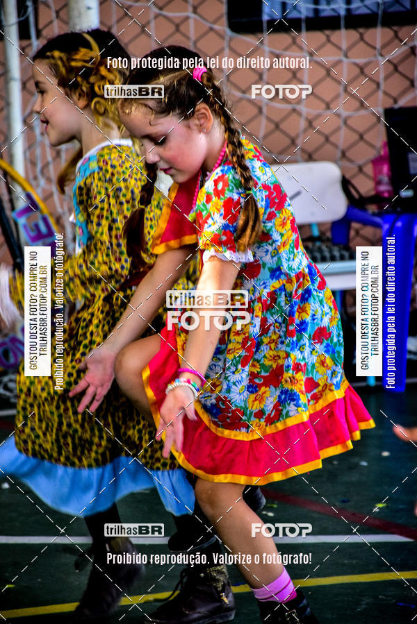 Buy your photos of the eventFesta Junina Colgio Dom Rafael on Fotop