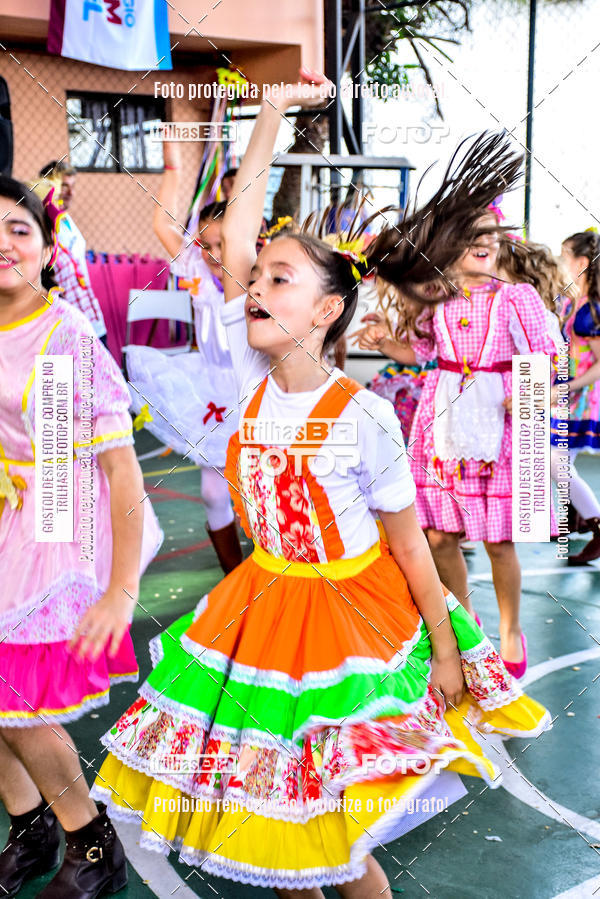 Buy your photos of the eventFesta Junina Colgio Dom Rafael on Fotop
