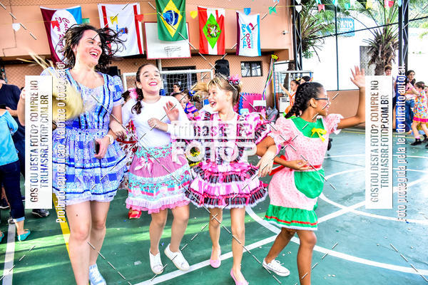 Buy your photos of the eventFesta Junina Colgio Dom Rafael on Fotop