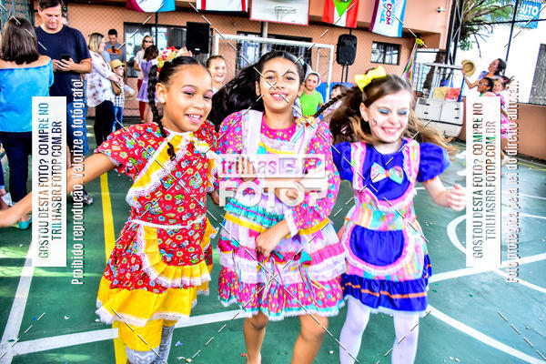 Buy your photos of the eventFesta Junina Colgio Dom Rafael on Fotop