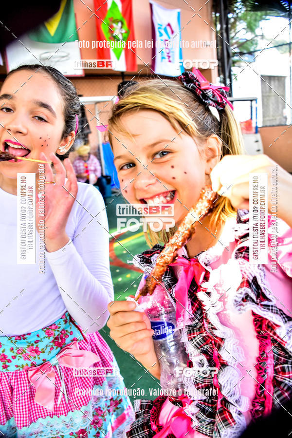 Buy your photos of the eventFesta Junina Colgio Dom Rafael on Fotop