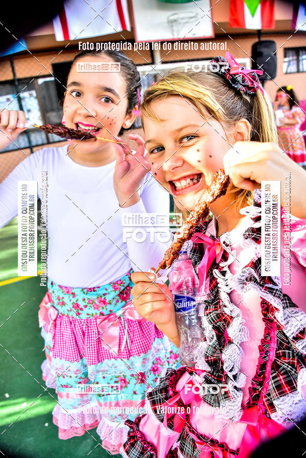 Buy your photos of the eventFesta Junina Colgio Dom Rafael on Fotop