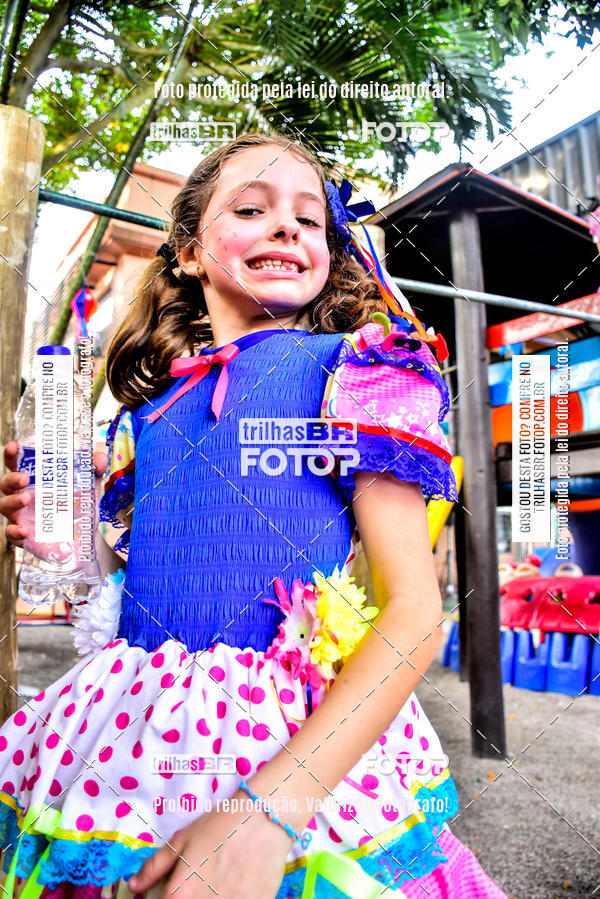 Buy your photos of the eventFesta Junina Colgio Dom Rafael on Fotop