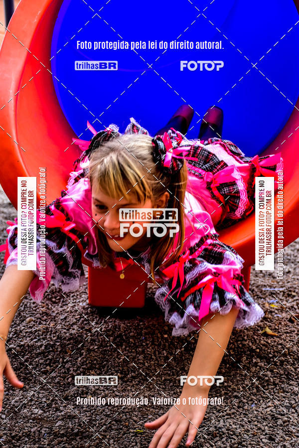 Buy your photos of the eventFesta Junina Colgio Dom Rafael on Fotop