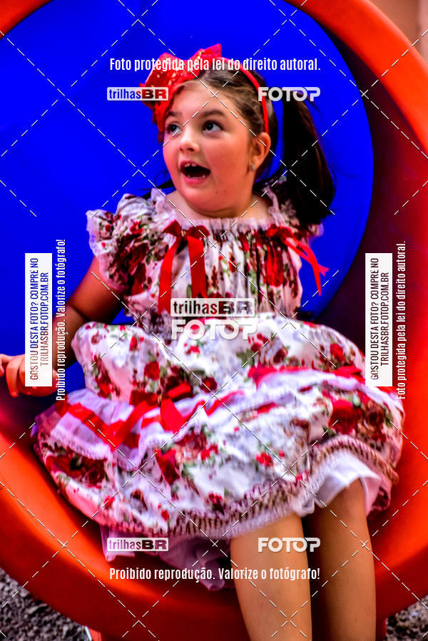 Buy your photos of the eventFesta Junina Colgio Dom Rafael on Fotop