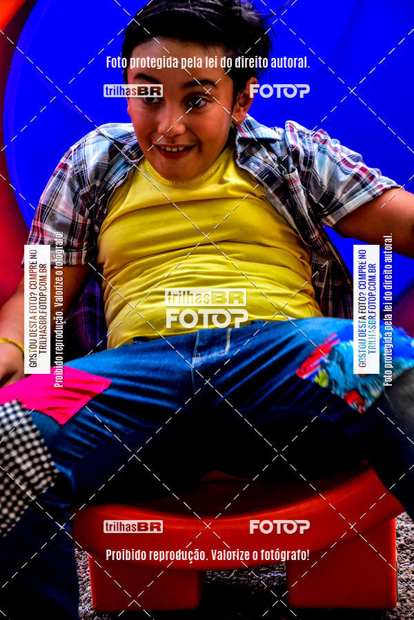 Buy your photos of the eventFesta Junina Colgio Dom Rafael on Fotop