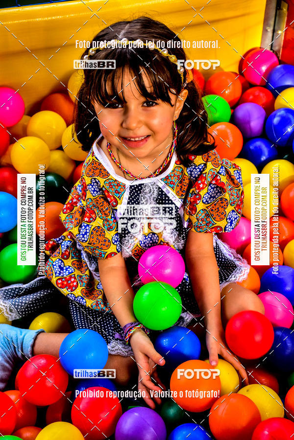 Buy your photos of the eventFesta Junina Colgio Dom Rafael on Fotop