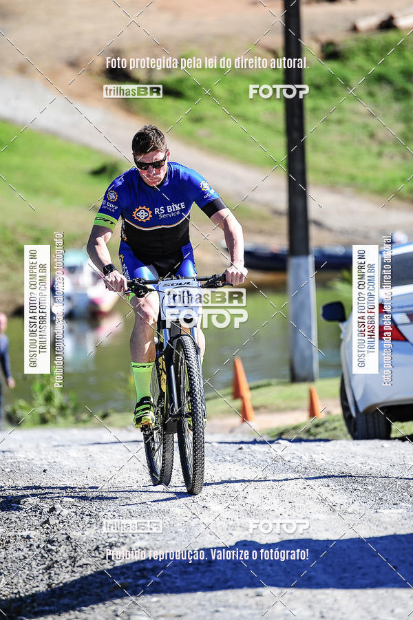 Buy your photos of the eventVolta de Santa Catarina de Mountain Bike on Fotop