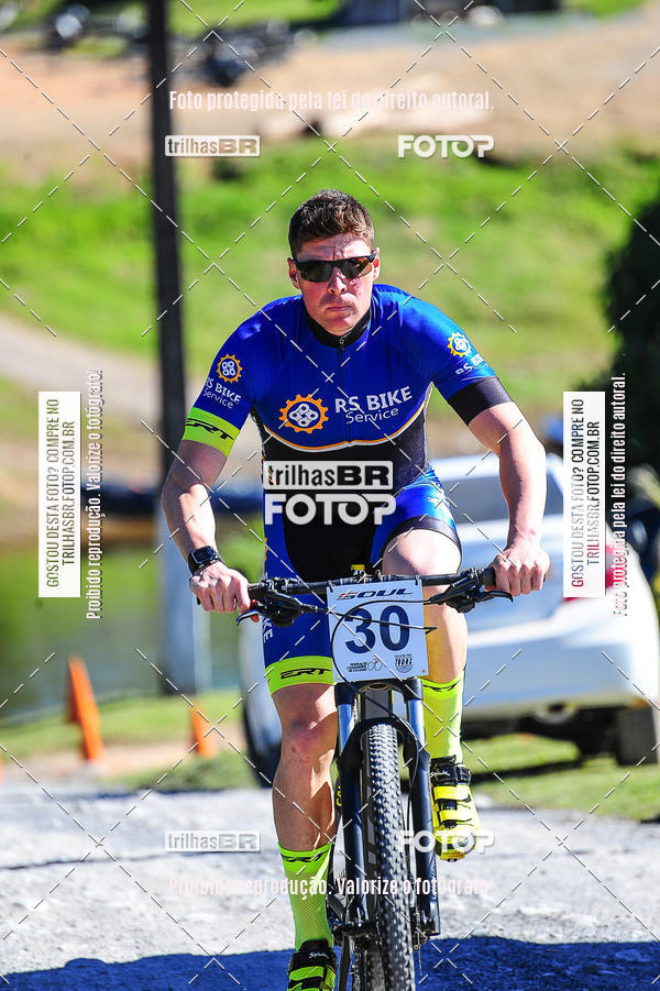 Buy your photos of the eventVolta de Santa Catarina de Mountain Bike on Fotop