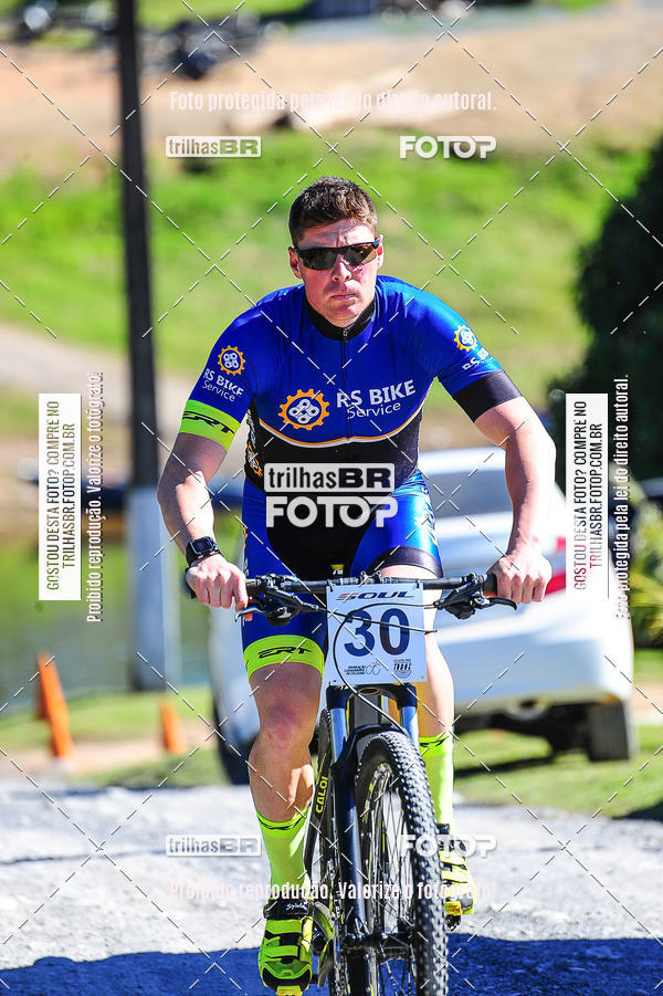 Buy your photos of the eventVolta de Santa Catarina de Mountain Bike on Fotop