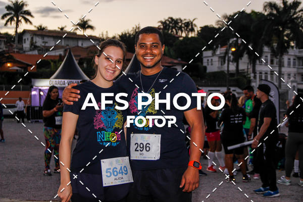 Buy your photos of the eventNeon Night Run 2019 - Belo Horizonte on Fotop
