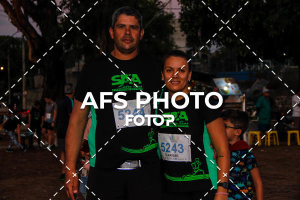 Buy your photos of the eventNeon Night Run 2019 - Belo Horizonte on Fotop