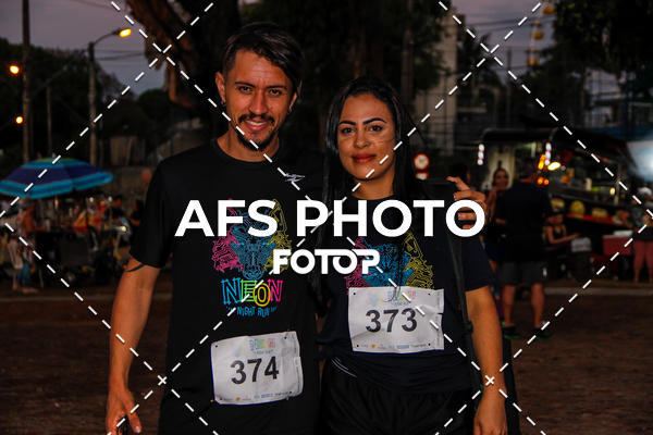 Buy your photos of the eventNeon Night Run 2019 - Belo Horizonte on Fotop
