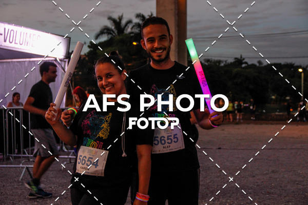 Buy your photos of the eventNeon Night Run 2019 - Belo Horizonte on Fotop