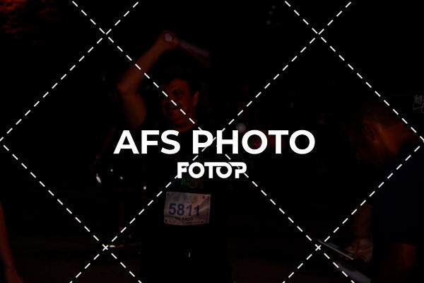 Buy your photos of the eventNeon Night Run 2019 - Belo Horizonte on Fotop