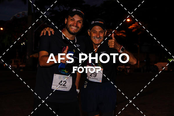 Achetez vos photos de l'vnementNeon Night Run 2019 - Belo Horizonte sur Fotop