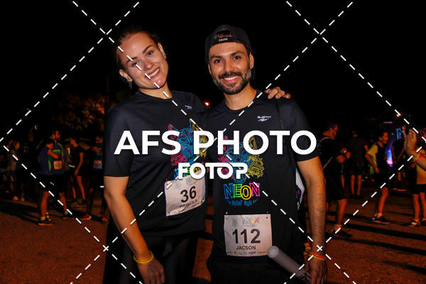 Compre as suas fotos do eventoNeon Night Run 2019 - Belo Horizonte no Fotop