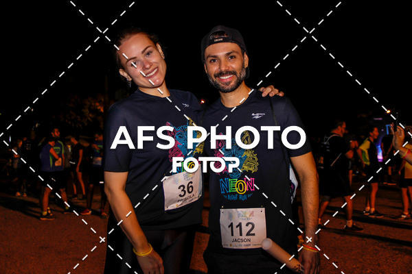 Compre as suas fotos do eventoNeon Night Run 2019 - Belo Horizonte no Fotop