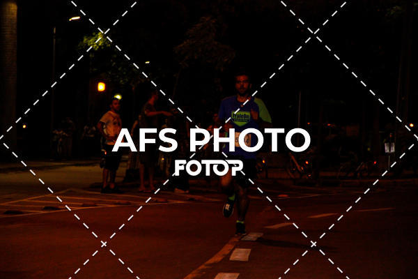Compre as suas fotos do eventoNeon Night Run 2019 - Belo Horizonte no Fotop