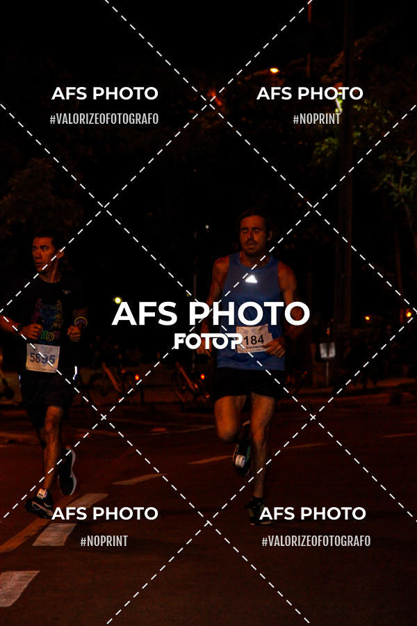Compre as suas fotos do eventoNeon Night Run 2019 - Belo Horizonte no Fotop