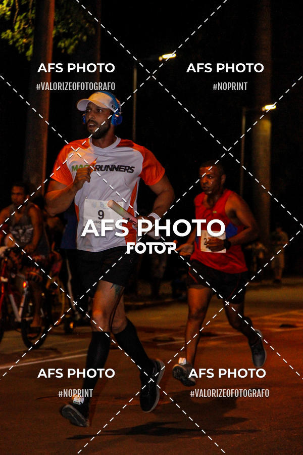 Compre as suas fotos do eventoNeon Night Run 2019 - Belo Horizonte no Fotop