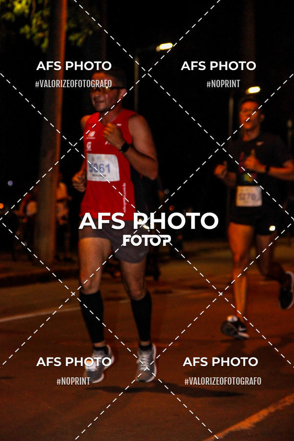 Achetez vos photos de l'vnementNeon Night Run 2019 - Belo Horizonte sur Fotop