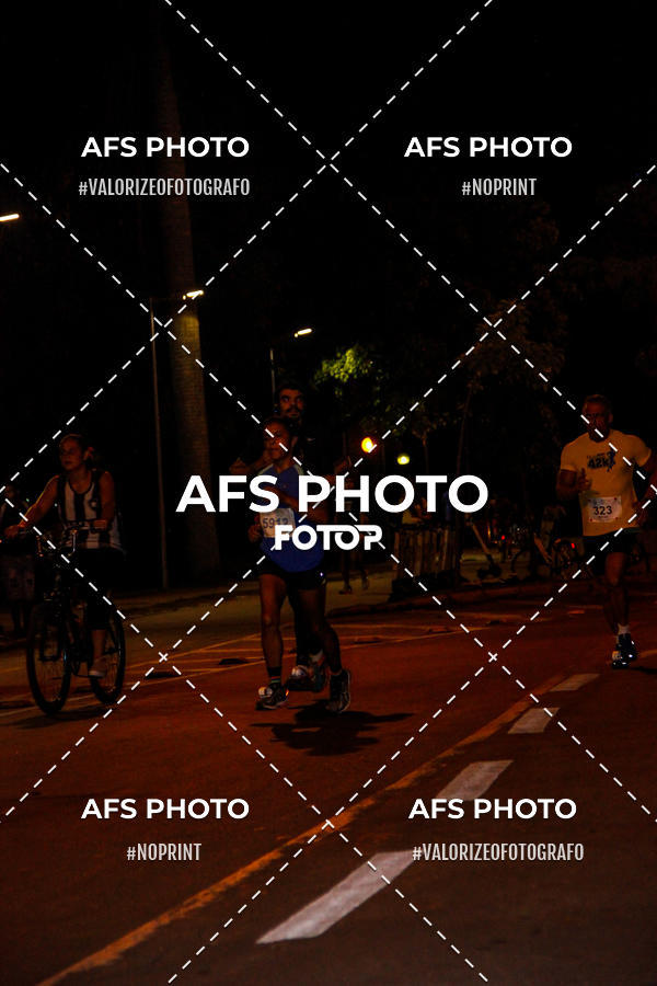 Acquista le foto dell'eventoNeon Night Run 2019 - Belo Horizonte in Fotop
