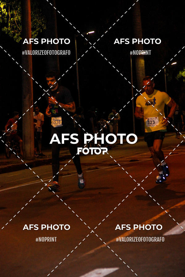 Acquista le foto dell'eventoNeon Night Run 2019 - Belo Horizonte in Fotop