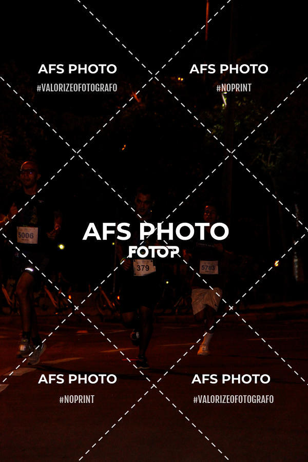 Acquista le foto dell'eventoNeon Night Run 2019 - Belo Horizonte in Fotop